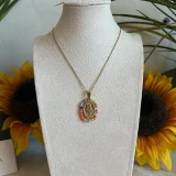 Collier vierge rose-5